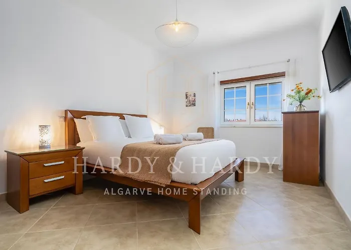H&h - Rare Amazing With Panoramic Sea Views Near To Meia & Center