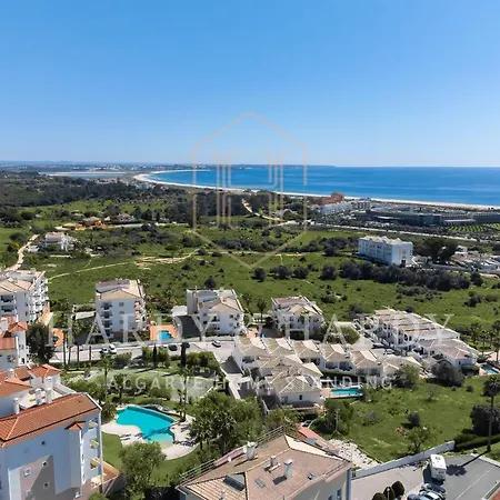 Apartment H&h - Rare Amazing With Panoramic Sea Views Near To Meia & Center Lagos