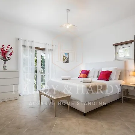 H&h - Rare Amazing With Panoramic Sea Views Near To Meia & Center * Lagos