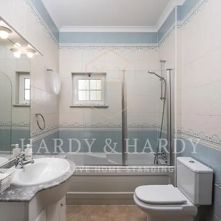 Apartment H&h - Rare Amazing With Panoramic Sea Views Near To Meia & Center